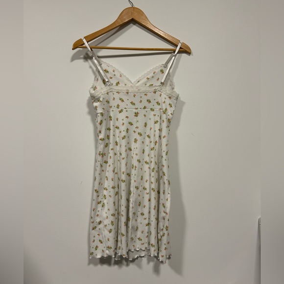 La vie en rose nightgown - Picture 2 of 2